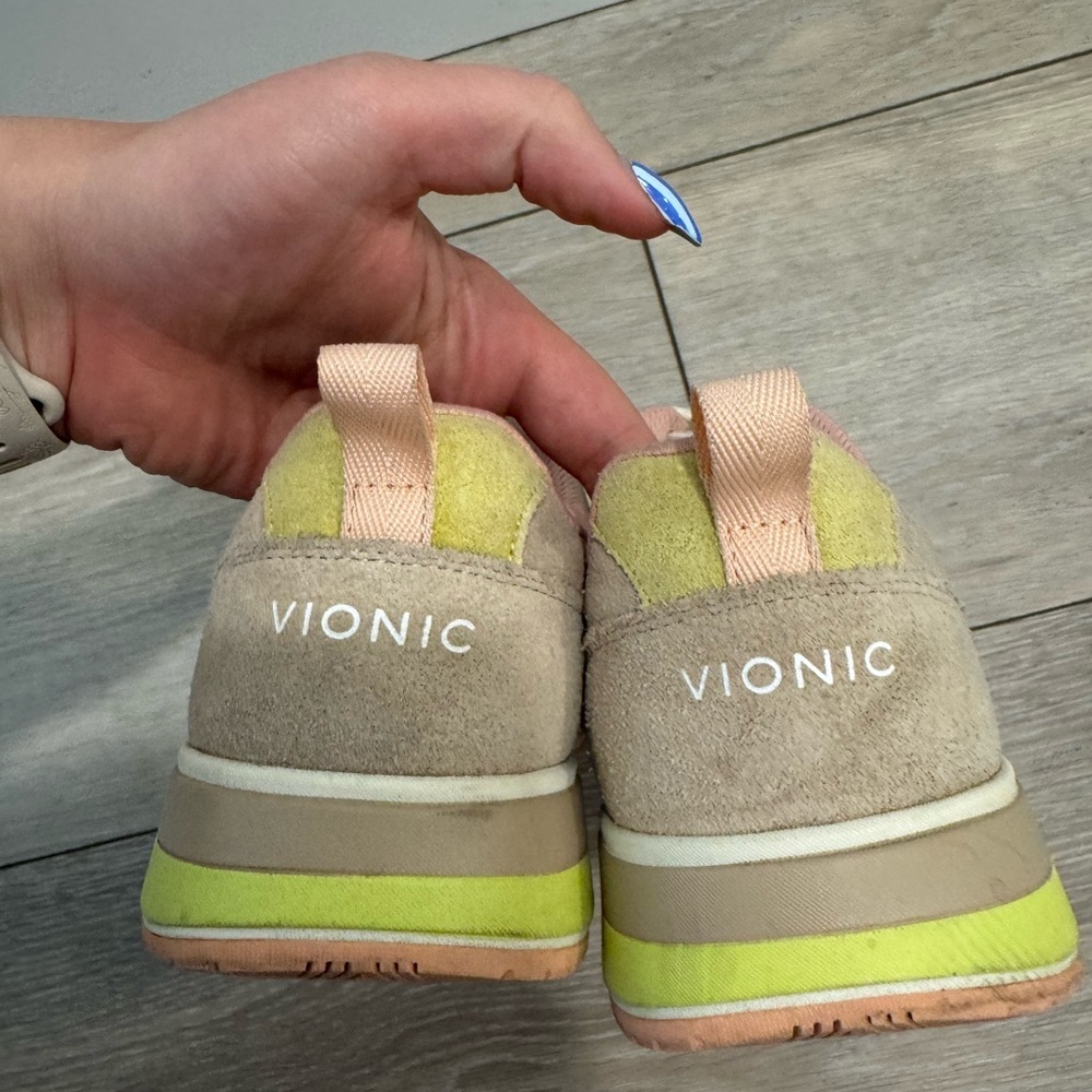 Vionic Women’s Rechelle Nude Leather Retro Colorful Casual Lace-Up Sneakers - Picture 6 of 6